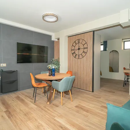Helena Muza Apartamentos Santander Exterior photo