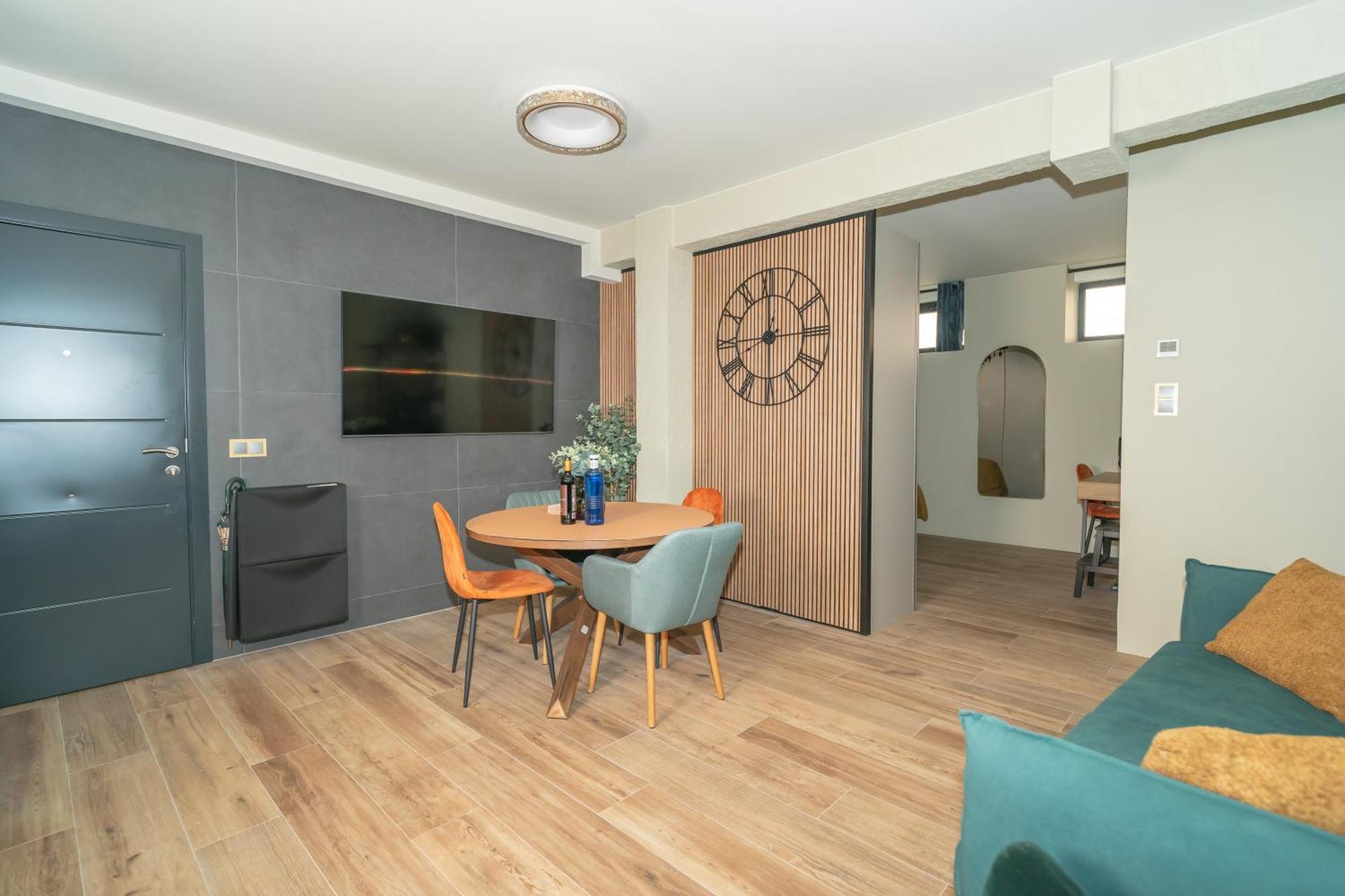 Apartment Helena Muza *